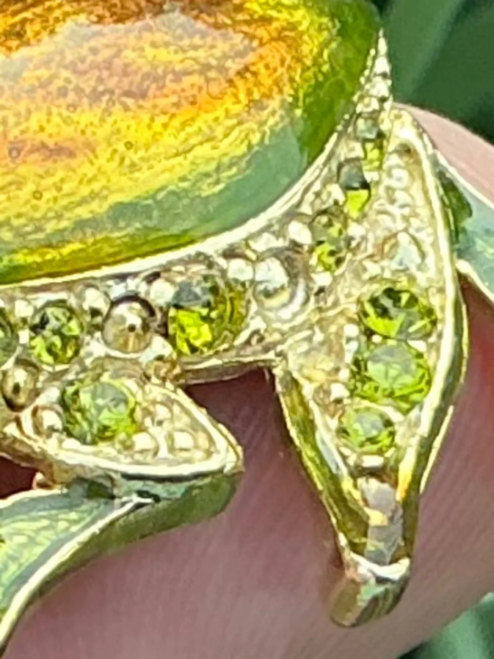 Vintage Leaping Frog Pin Green Enamel Rhinestone Unsigned Liz Claiborne 1980s